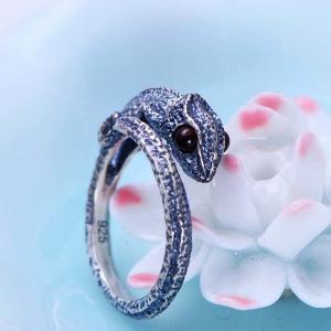 Quality Womens and Mens Chameleon Retro Sterling Silver Ring(XH056032WRED) wholesale