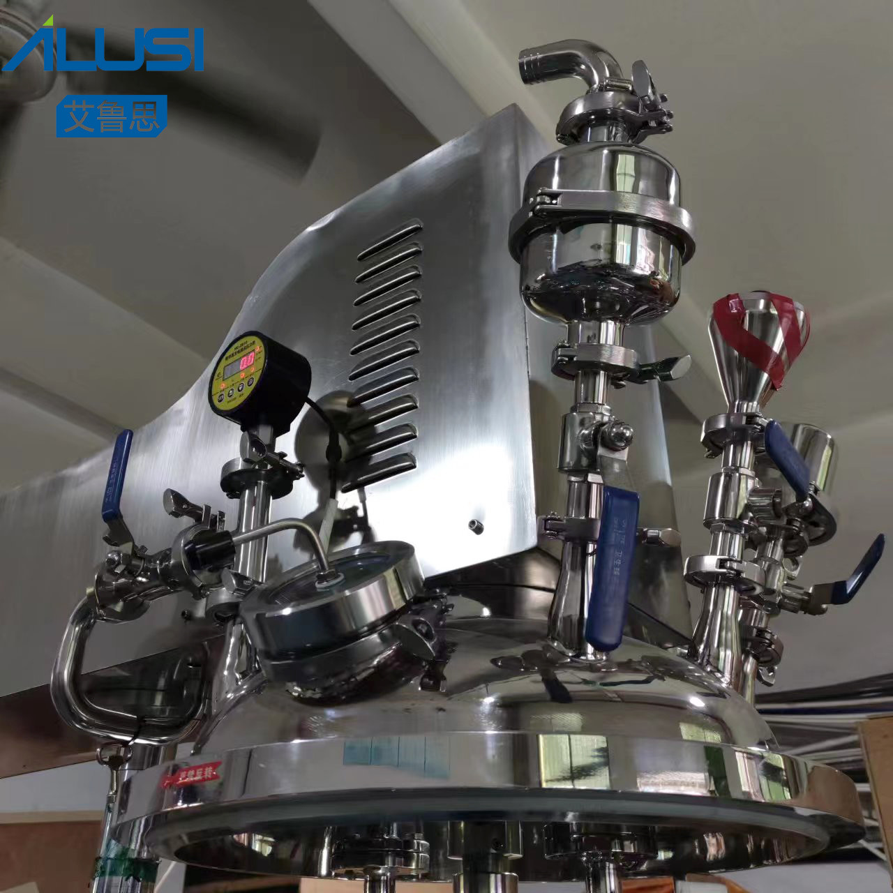 50L PLC Touch Screen Lotion Homogenizer Emulsifier For Cosmetic Making Machine