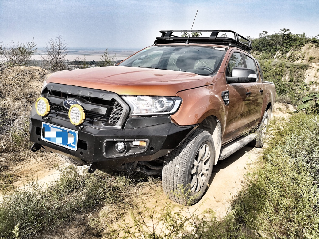 Ford Ranger Rear Bumper with Jerrycan Holder and Tire Carrier Durable and Customized