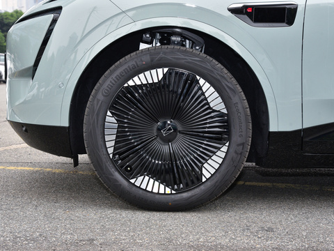 2024 New Car Avita11 Huawei Rearwheel Drive 630km Range High Performance Four Doors Five Seats SUV Pure Electric Car