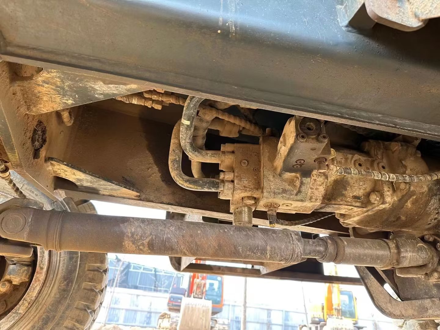 Hyundai Origin Machine Wheel Excavator Used 150W-9 Excavators for Sell