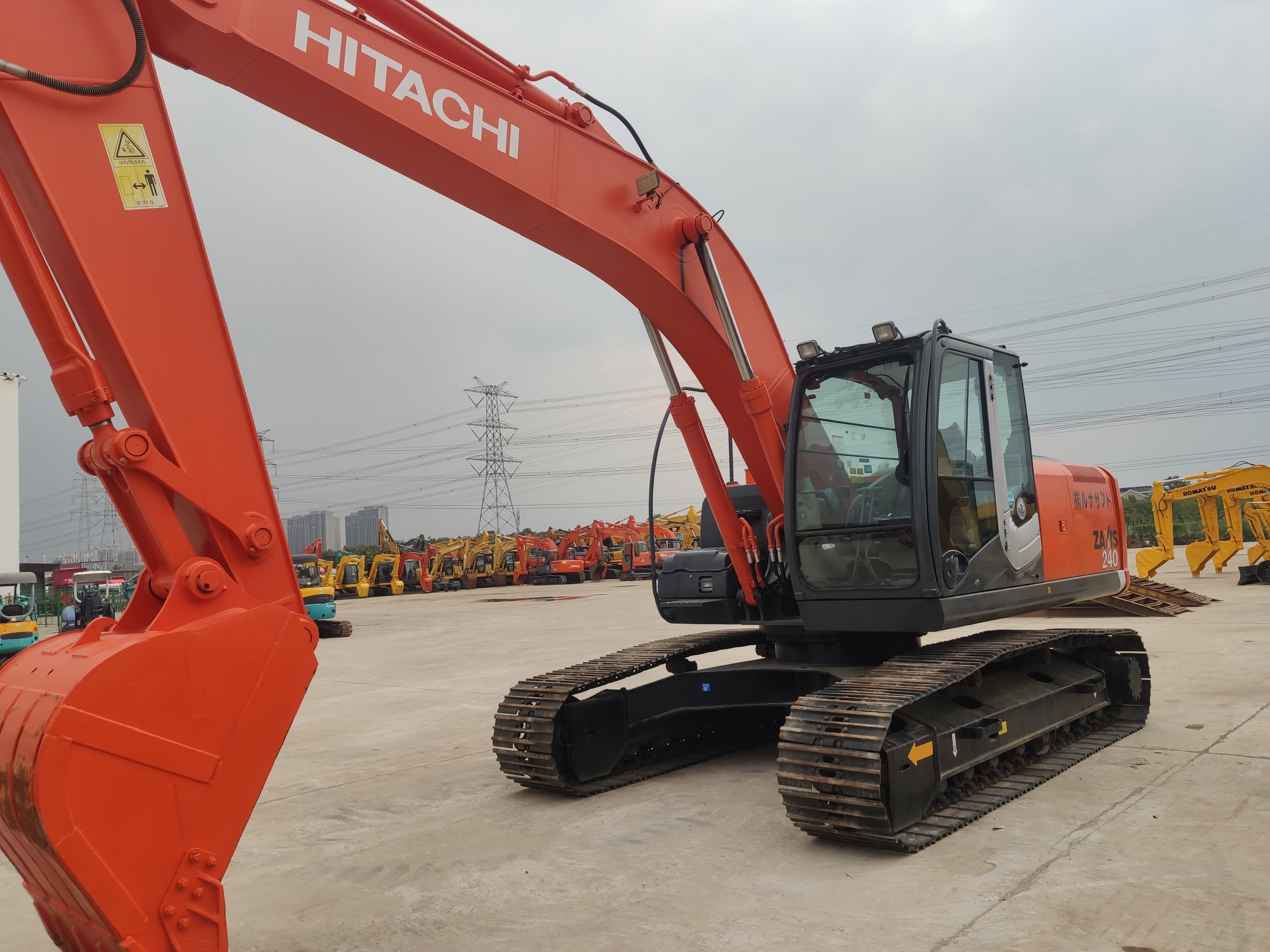 90% Used ZX240 Hitachi Excavator with Original Engine and Hydraulic System Affordable
