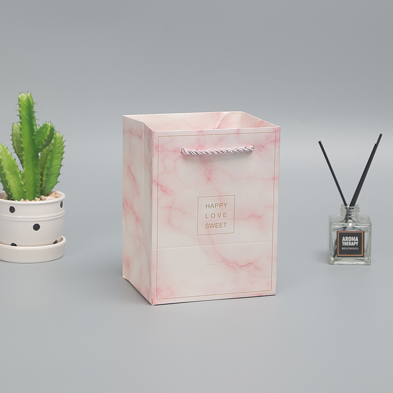 Custom Reasonable Boutique Retail Paper Gift Shopping Rope Handle Bag Custom Order