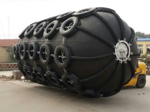 ISO Inspection BV SGS Certificated Pneumatic Yokohama Rubber With Black Tyres