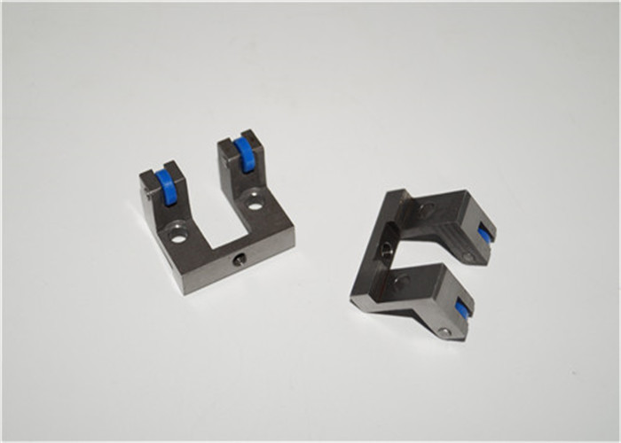 Compact Komori Printing Machine Spare Parts 29.6*22*19mm Komori Front Lay 814-6501-105