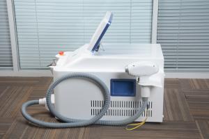 Quality 808nm-810nm Multifunction Beauty Equipment / Diode Laser Hair Removal Machine wholesale