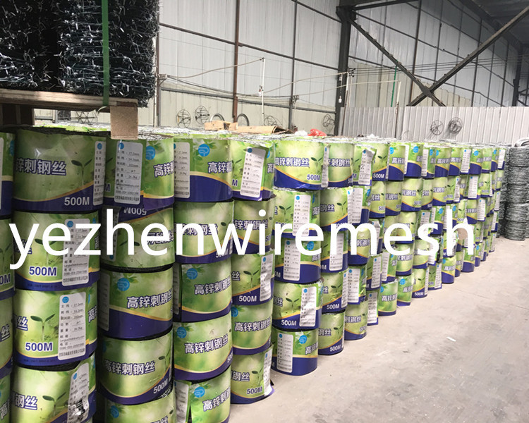Hot Dipped Galvanizedbarbed wire/cheap barbed wire price per roll/barbed wire roll price fence Razor Barbed Wire