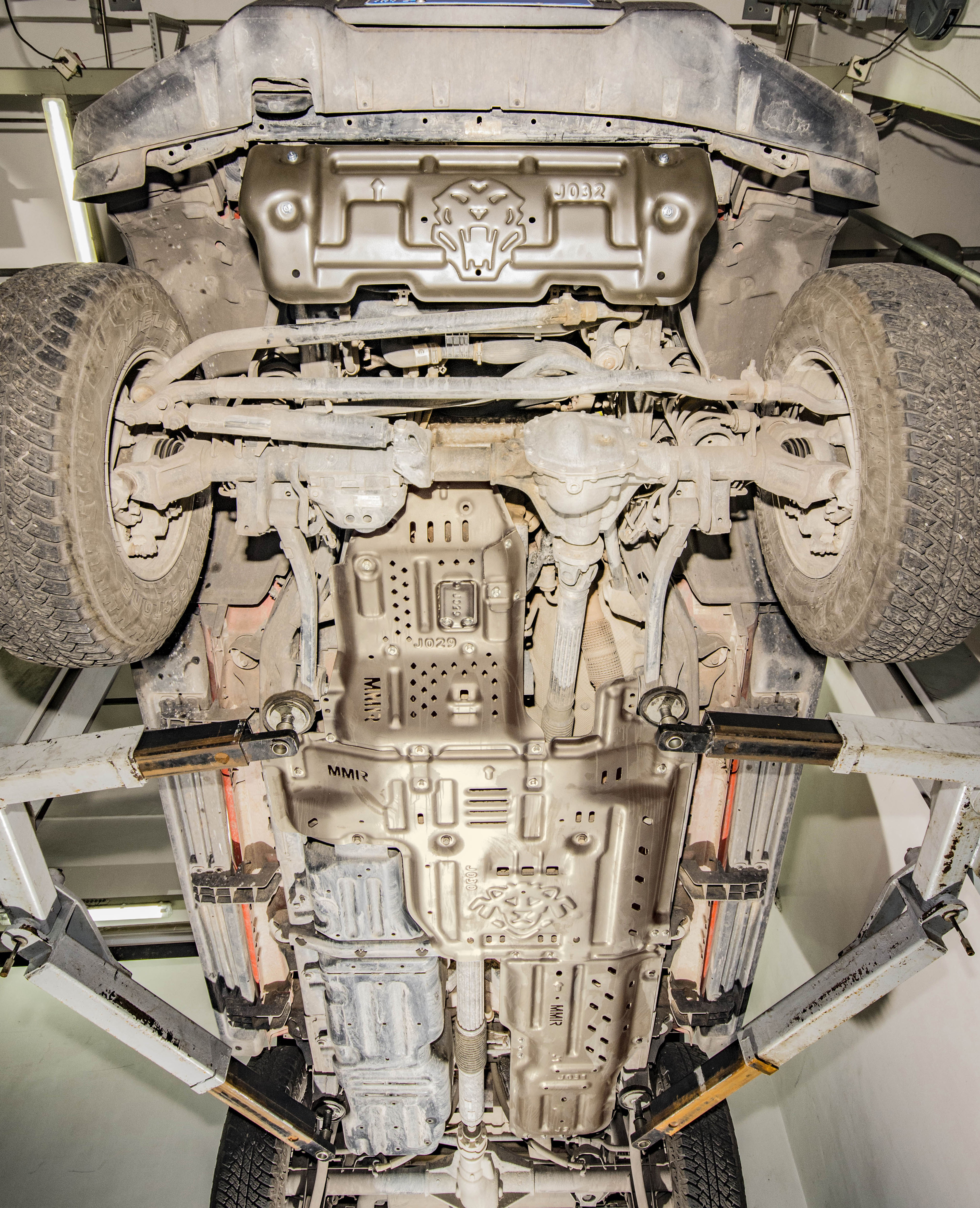 ISO9001 and IATF16949 Accredited Customized Magnalium Engine Radiator for Jeep