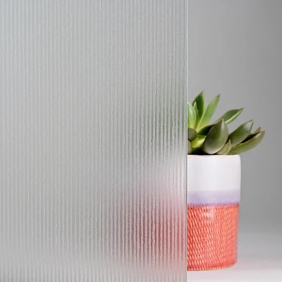 Workshop Produced Decorative Frosted Patterned Glass for Bathroom Shower Room Partition