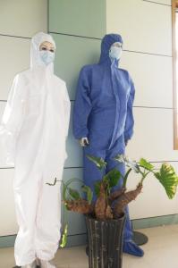 Quality SMS Material Disposable Isolation Gown AAMI-2/AAMI-3 Standard wholesale
