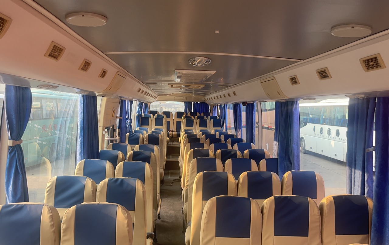 Second Hand Used Coach Bus LHD 54 Seater Good Condition City Passenger Youtong Bus