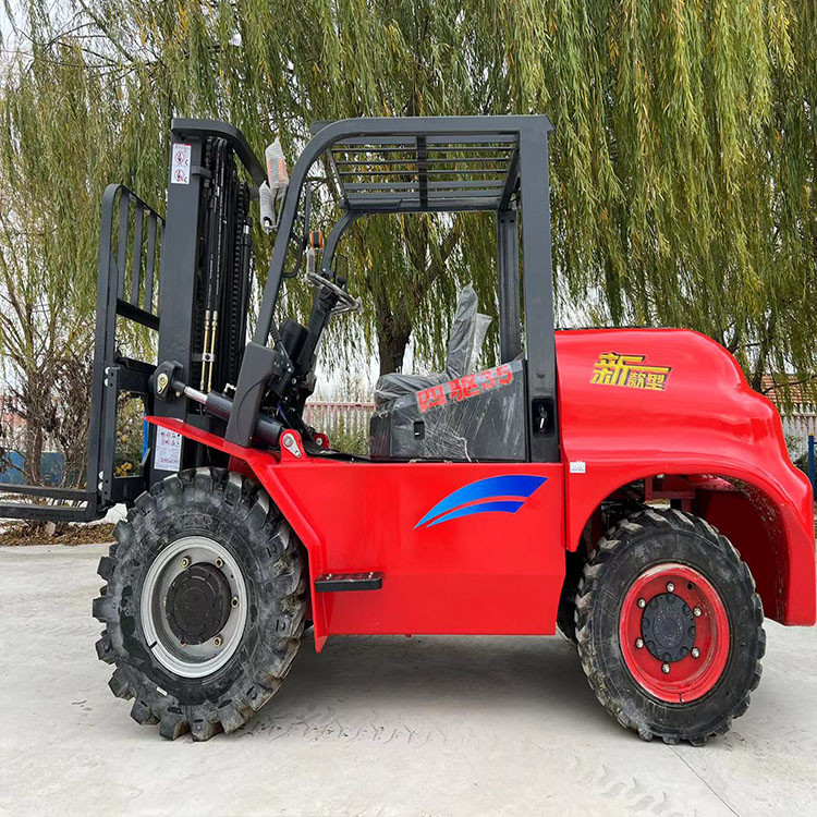 Four Wheel Electric Forklift 4X4 Integrated Rough Terrain 4.5t Forklifts