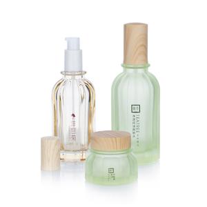 Quality 130ml/50g Glass Yellow/Green Transparent Cylindrical Smooth With Bamboo Lid For Cosmetic Packaging Bottle wholesale