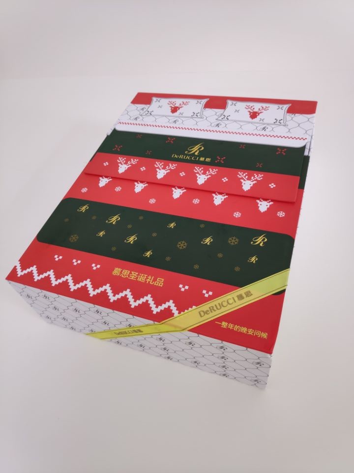 Custom bookstyle rigid cardboard packaging gift box for Christmas Day