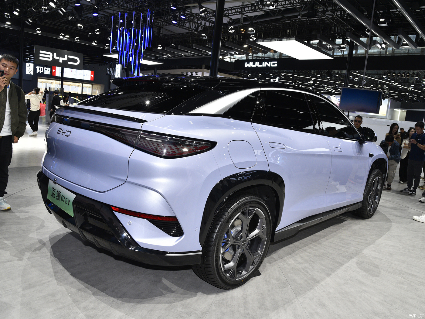 2024 BYD Sealion 07 EV Pre-Sale 650 KM Range 0.5h Fast Charging Basic Edition Energy SUV with Lithium Phosphate Battery