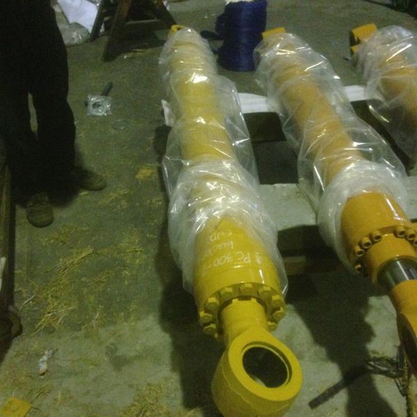 PC300-7 bucket cylinder, 707-01-0A470 , 707-01-XY010 , 707-01-0A471 , 707-01