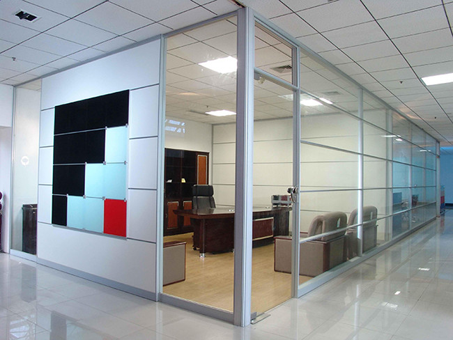 80mm Glass And Wood Demountable Partition Wall For Office ODM
