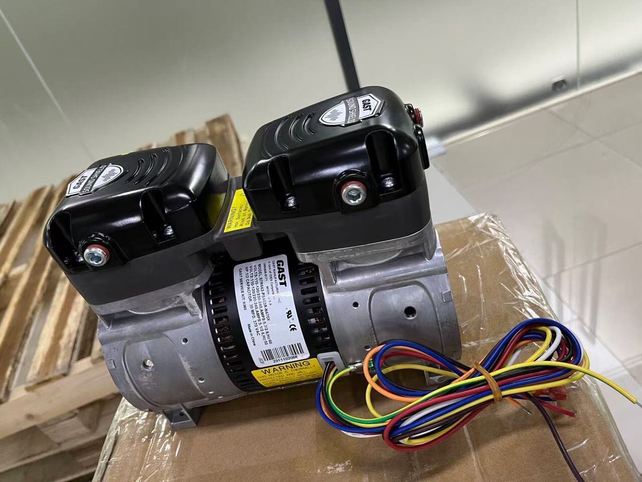 GAST Laboratory Oil-free Compressor Model XR555-P40-N472NX