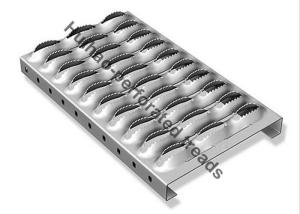 China Crocodile Lips Grtp Strut Grating , Galvanized Steel Anti Skid Plate 180mm Width on sale