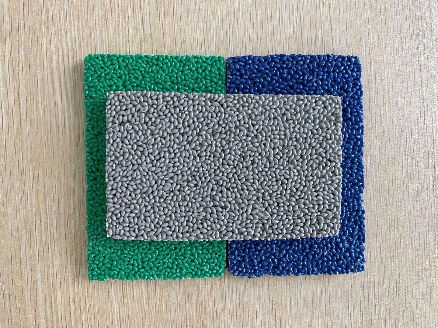 4mm Colored Recycled EPDM Rubber Particles Rice Shape