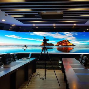 Quality Magnetic P2.5 1000cd/m2 Wall Mounted LED Display 800W/m2 wholesale