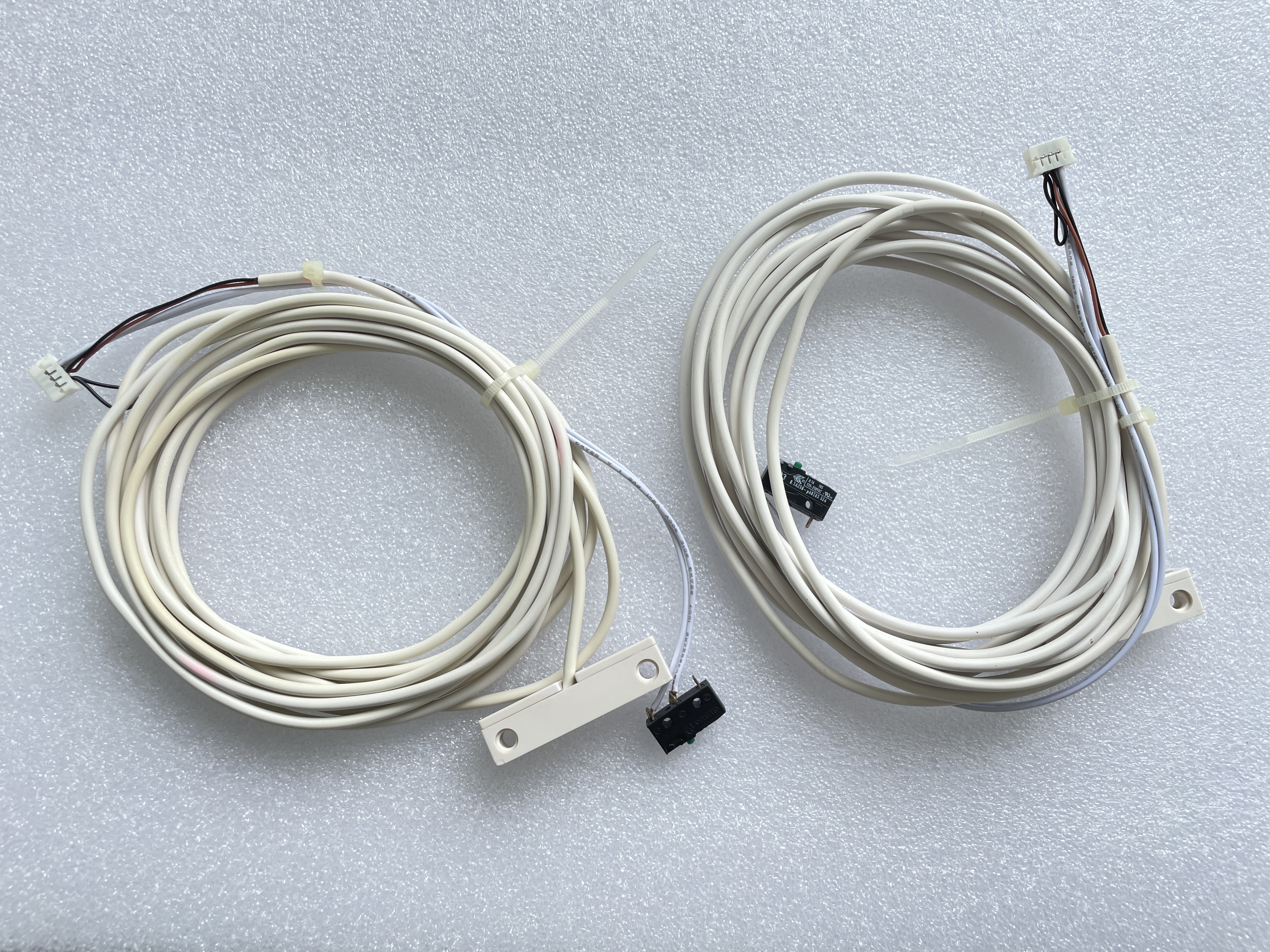 1750064641 ATM Spare Parts Diebold Nixdorf CABLE w/ INTERLOCK & SAFE DOOR switches CMD-V4 01750064641