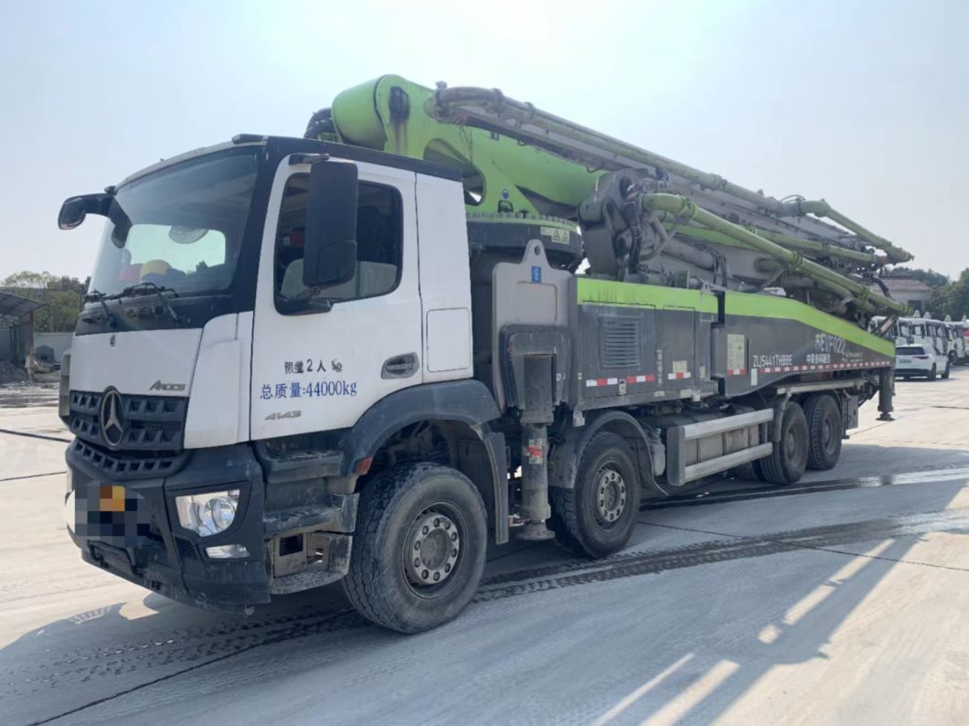 Zoomlion 63 Meters Mercedes Chassis Concrete Pump Truck for Sale