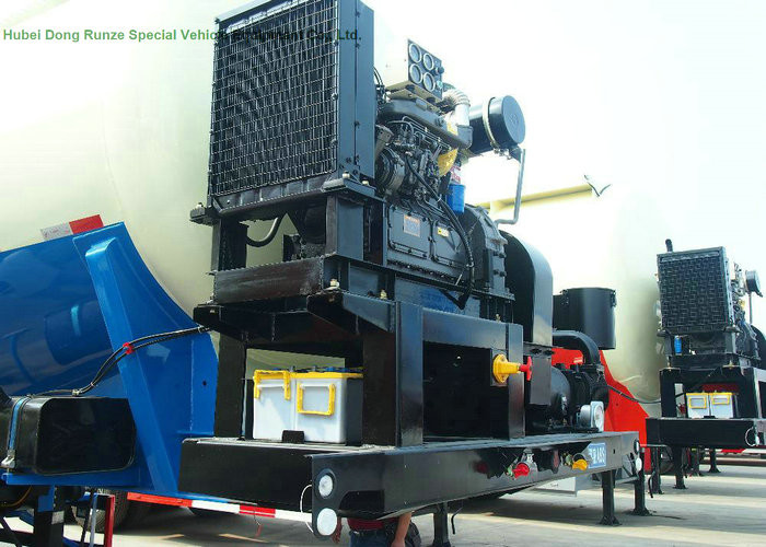 2 Axles V Type Tank Semi Trailer For Dry Powder Meterial Carry 40 - 45 M3 Capacity