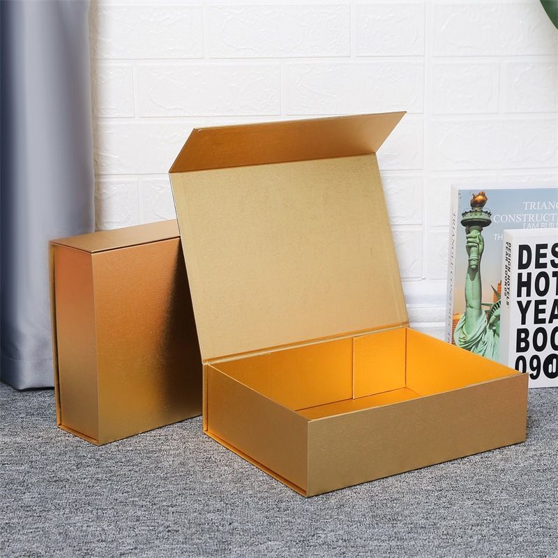 Fancy Design Custom Logo Printing Matt Laminated Rigid Cardboard Wedding Grown Packaging Magnetic Box