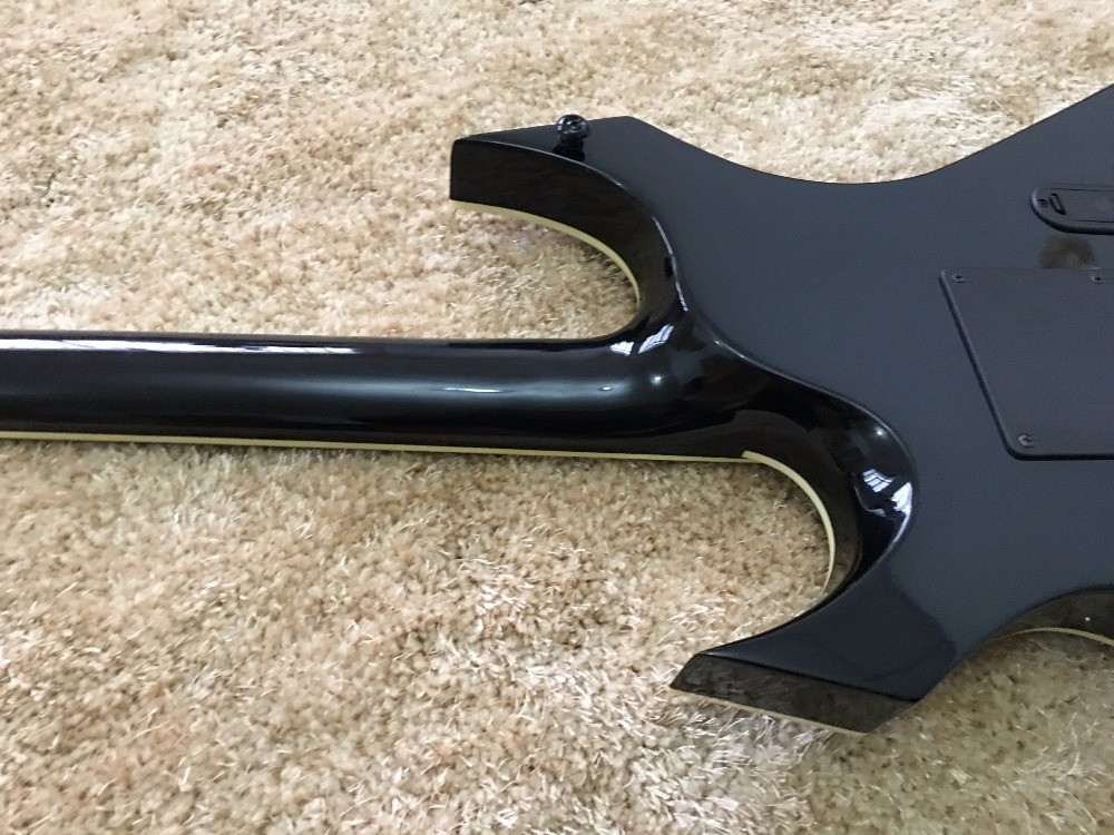 B.C.RICH custom guitar Black Floyd rose Quilted maple body with EMG active pickups Ebony fretsboard colorized MOP inlay