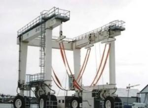 Quality Traveling Lift Marine Hoist Crane Pendant Control 5m/Min wholesale