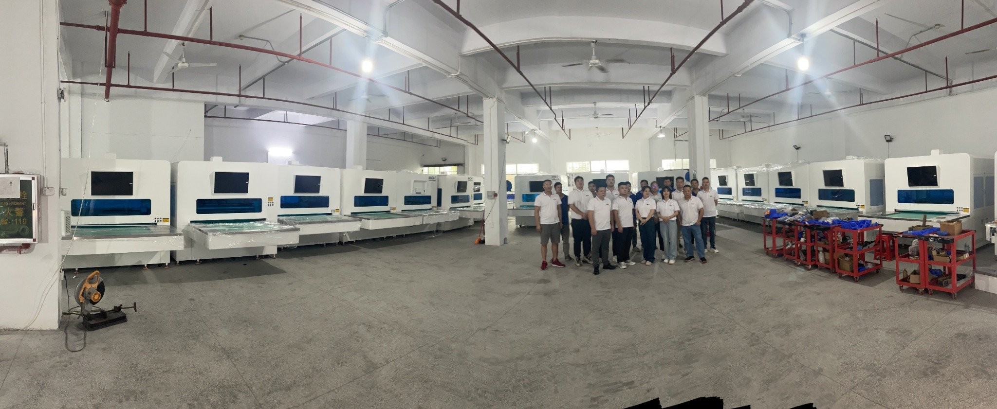 Natural Leather CNC Flatbed Cutter / Fabric CNC Cutting Machine 220V - 380V