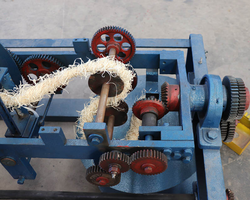 150KG/H Wood Wool Machine 500mm Length Wood Excelsior Cutting Machine