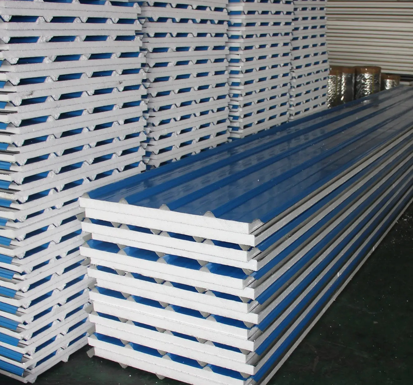 AZ160 PPGL RAL5020 Wall Cladding Ocean Blue Color Coated Steel Pre-Painted Aluzinc Steel IBR Corrugated Wall Panels
