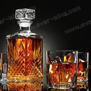 Quality OEM 1500g Luxury Spirits Whiskey Glass Bottle wholesale