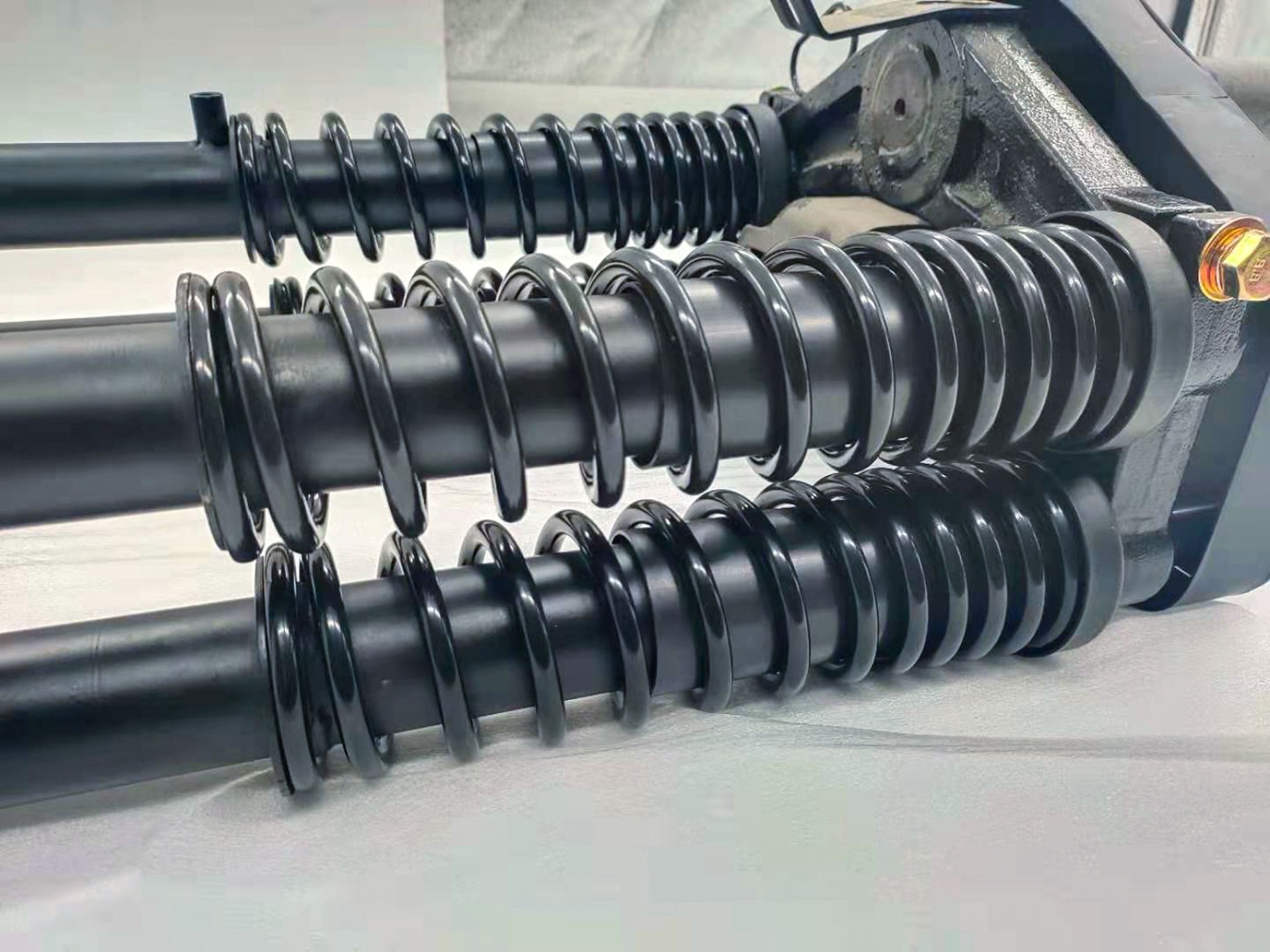 Double Spring Hydraulic Front Shock Absorber for Van Motorcycle Covered Truck Tricycle