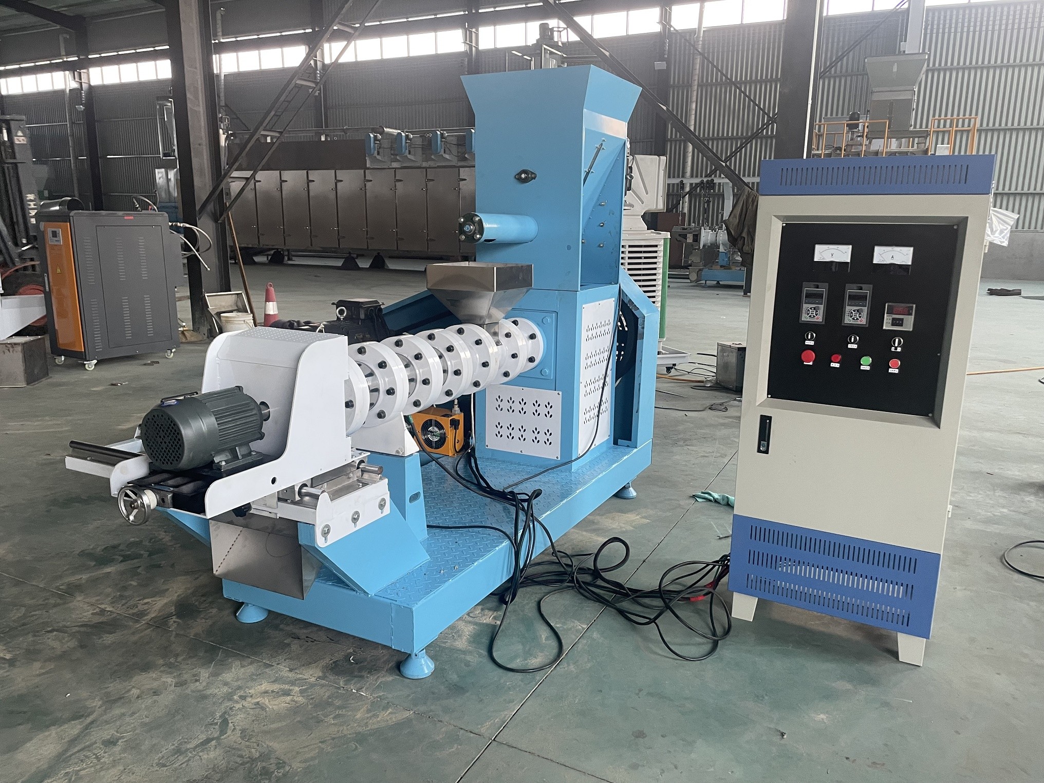 200-300kg/h dog food making machine catfish Tilapia floating fish feed pellet extruder with 1 year of warranty