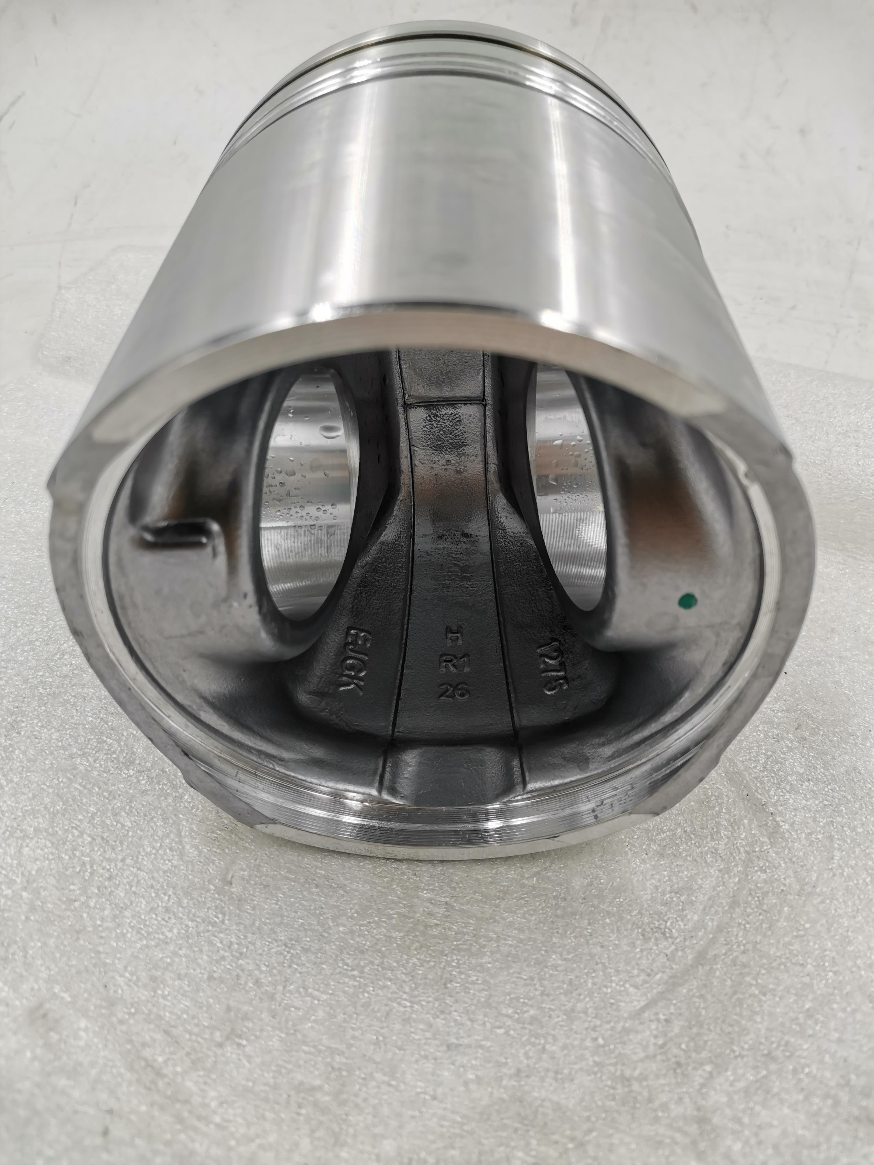 DCEC 6CTA8.3 Engine Piston and Long-Lasting for Heavy-Duty Applications