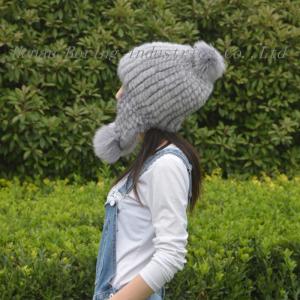 Quality Adult Size Pompom Shearling Fur Hats 100% Wool Material Checked Style wholesale