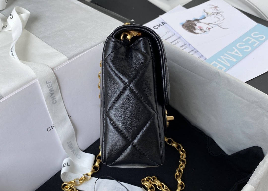 Carved Retro Square Fat Chain Bag Real Sheepskin Chain Shoulder Bag