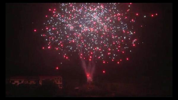 Chinese Pyrotechnic 200 Shots Consumer Cake Fireworks For Merry Christmas New