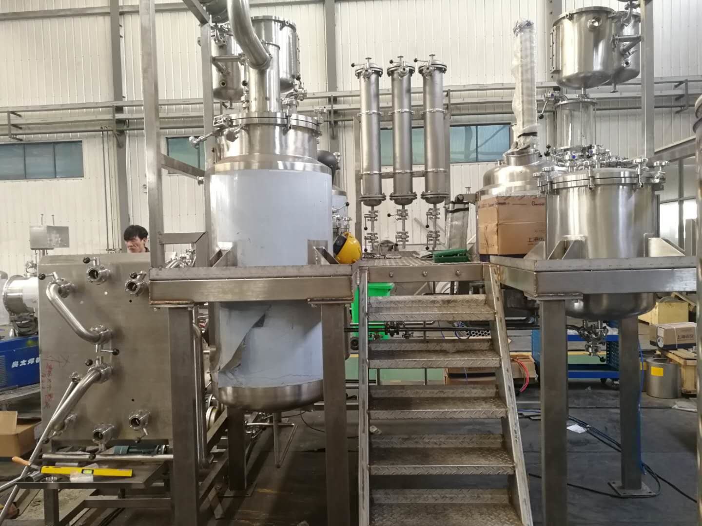 500L Tea Leaf Coffee Tank Extractor Anti Explosion Mirror Polishing Inner Layer