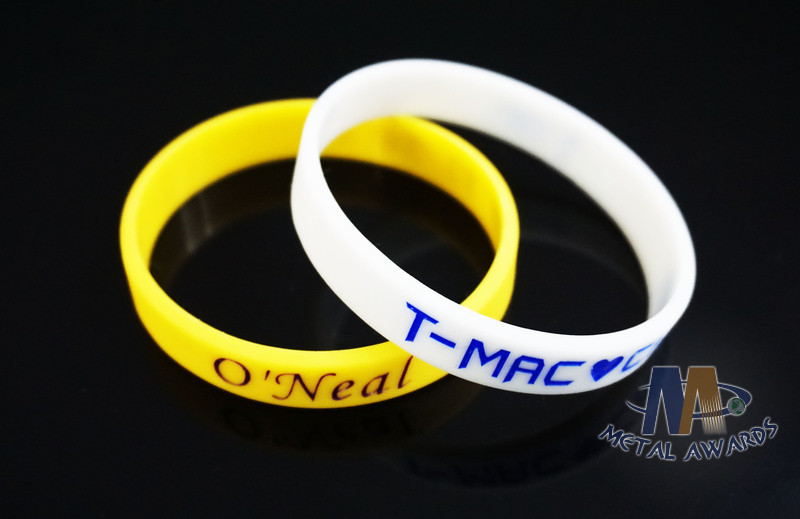 Children'S Custom Engraved Silicone Bracelets , Debossed Silicone Wristbands