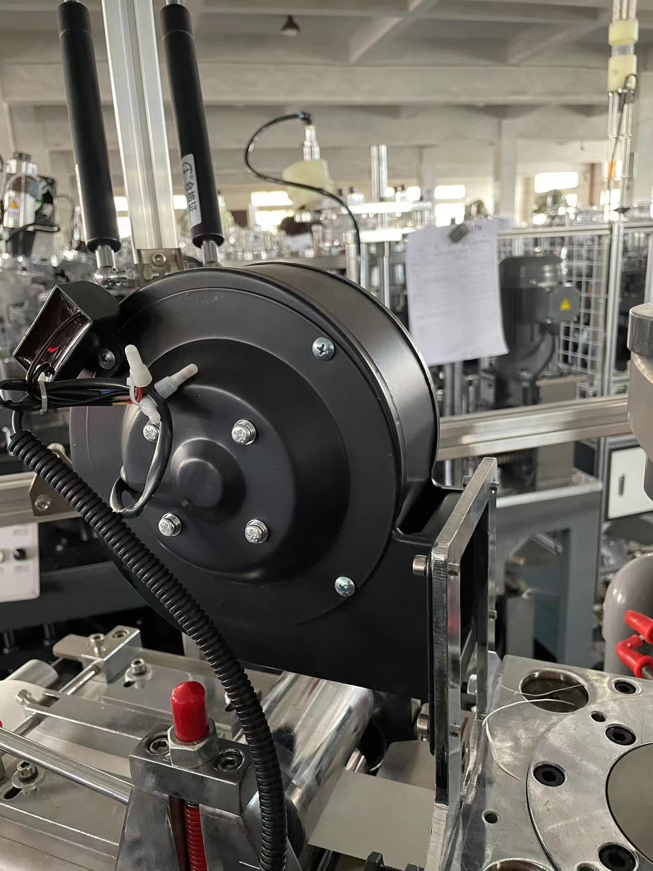 5.5KW High Speed Production Disposable Paper Cup Making Machine Paper Folding Processing Type