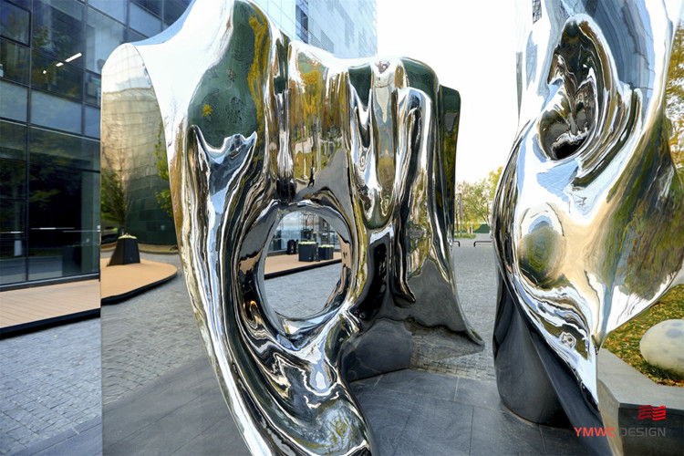 Custom Printing Large Stainless Steel Sculpture with Mirror Finish and Abstract Design