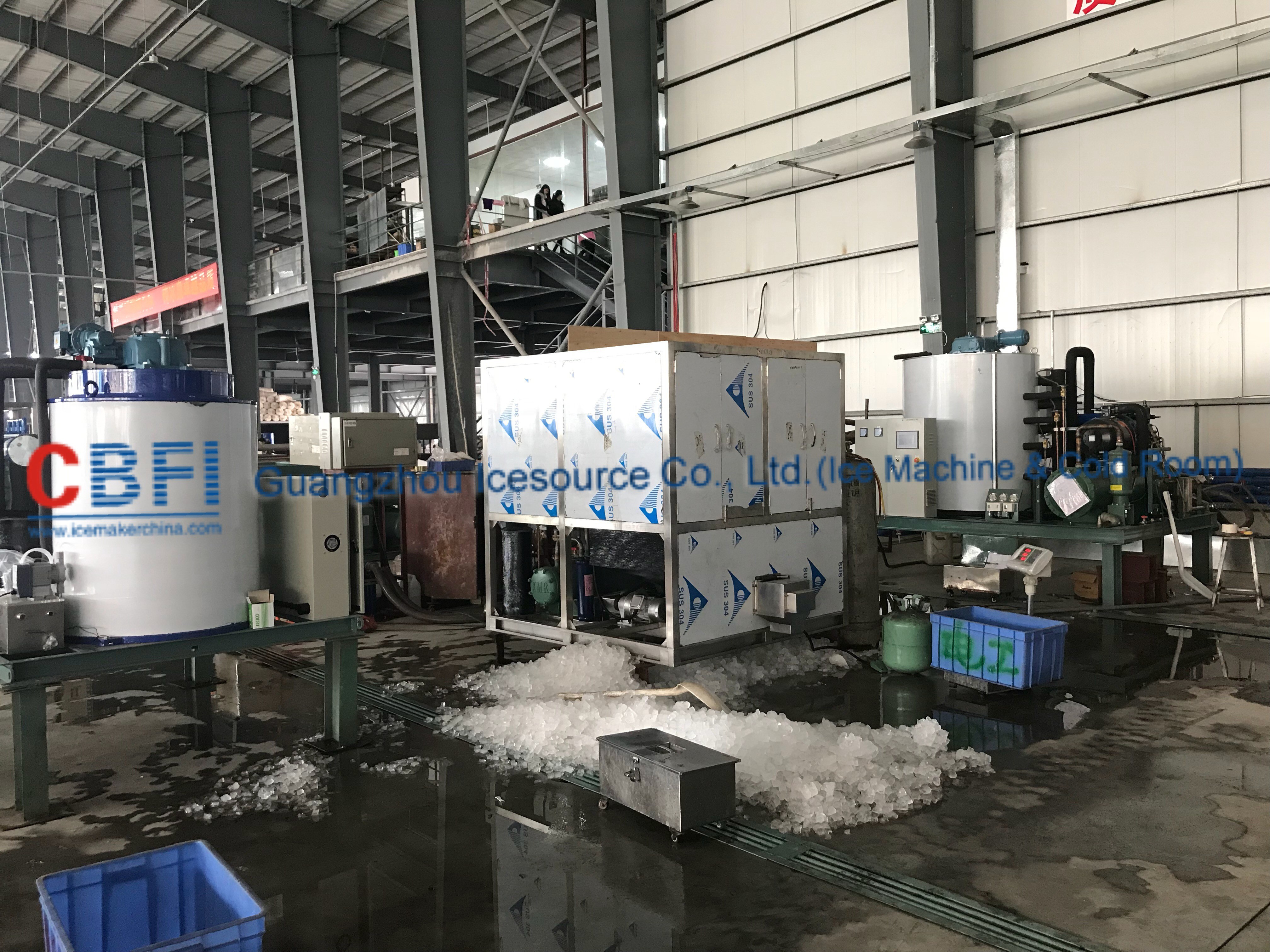 22*22*22mm R507 Refrigerant Ice Cube Machine For Indonesia Ice Plant
