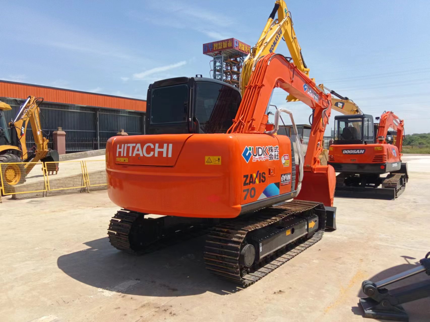 40.5 kW Power Original Hydraulic Cylinder Hitachi ZX70 Mini Excavator with Hyperkinesis