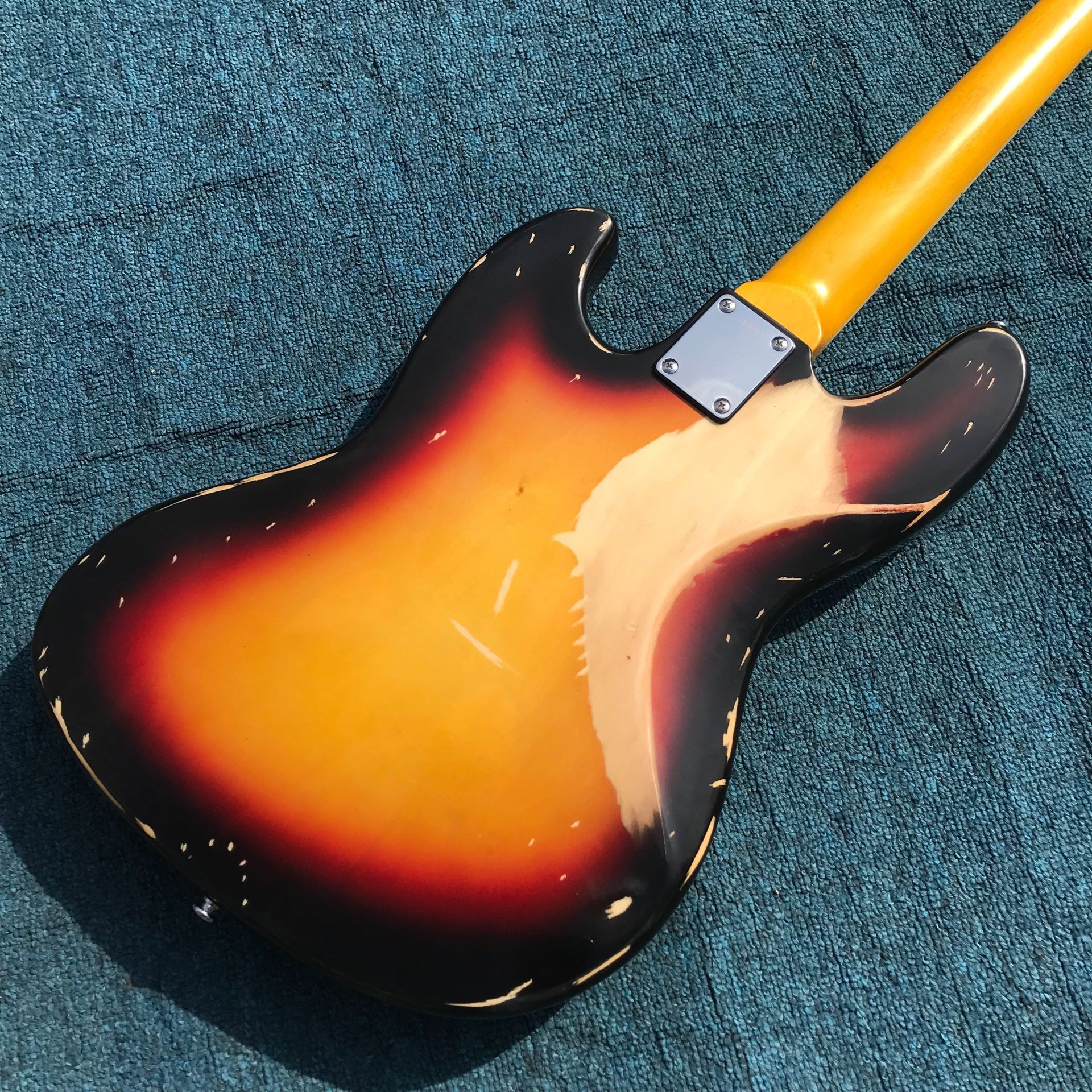 Heavy Relic Jazz Bass Electric Guitar Sunburst Color Alder Body 100% Handmade Nitrolacquer Finish Aged Hardware