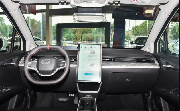 Automobile NETA V Electric Car Big Battery Capacity Luxury EV Car SUV