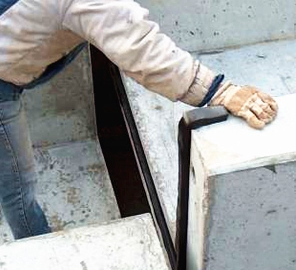 Insulating Rubberized Mastic Tape HVAC For Metal Roofing